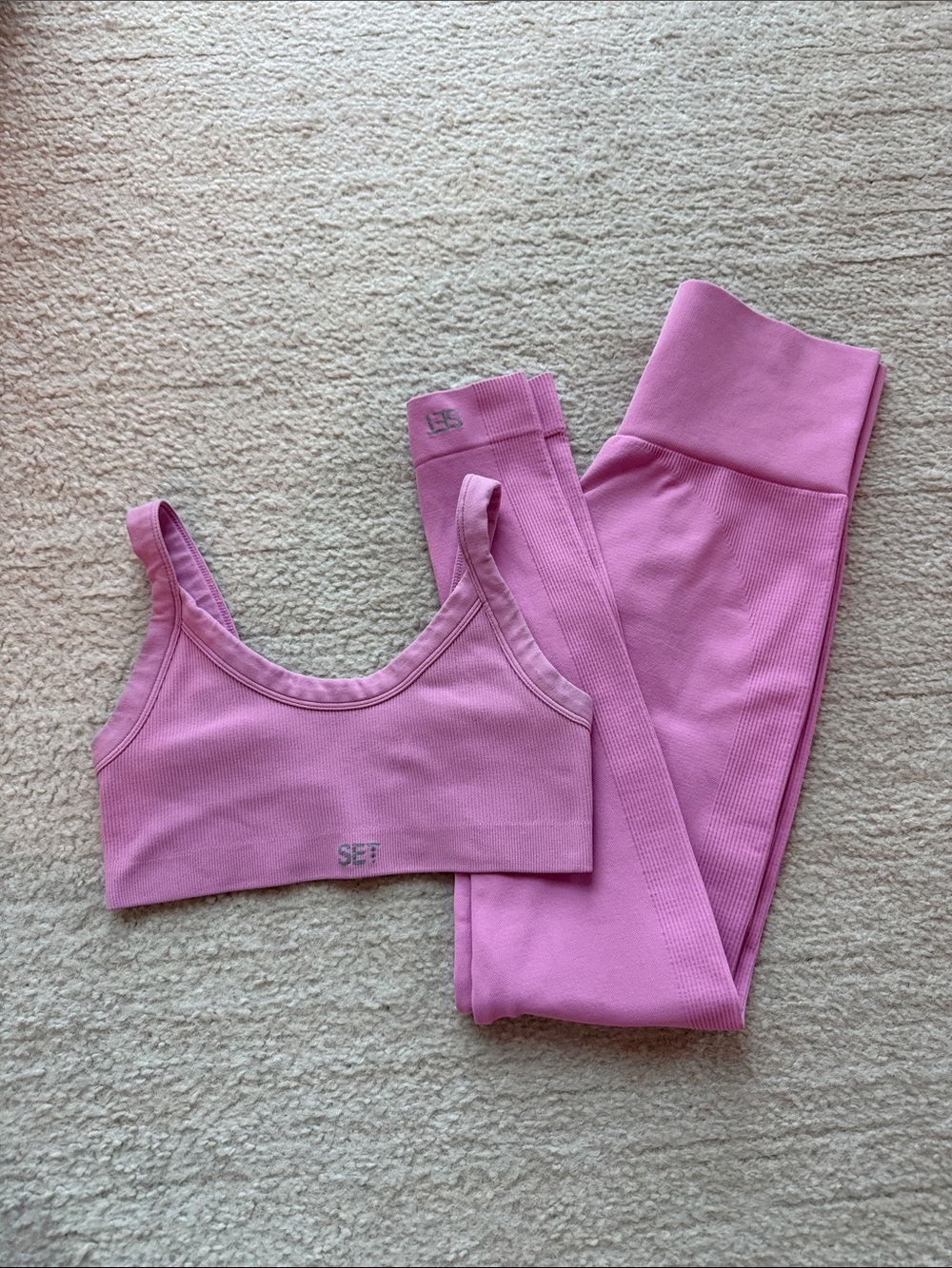 SET Active SCULPTFLEX® Low Back Cami Bra and Leggings